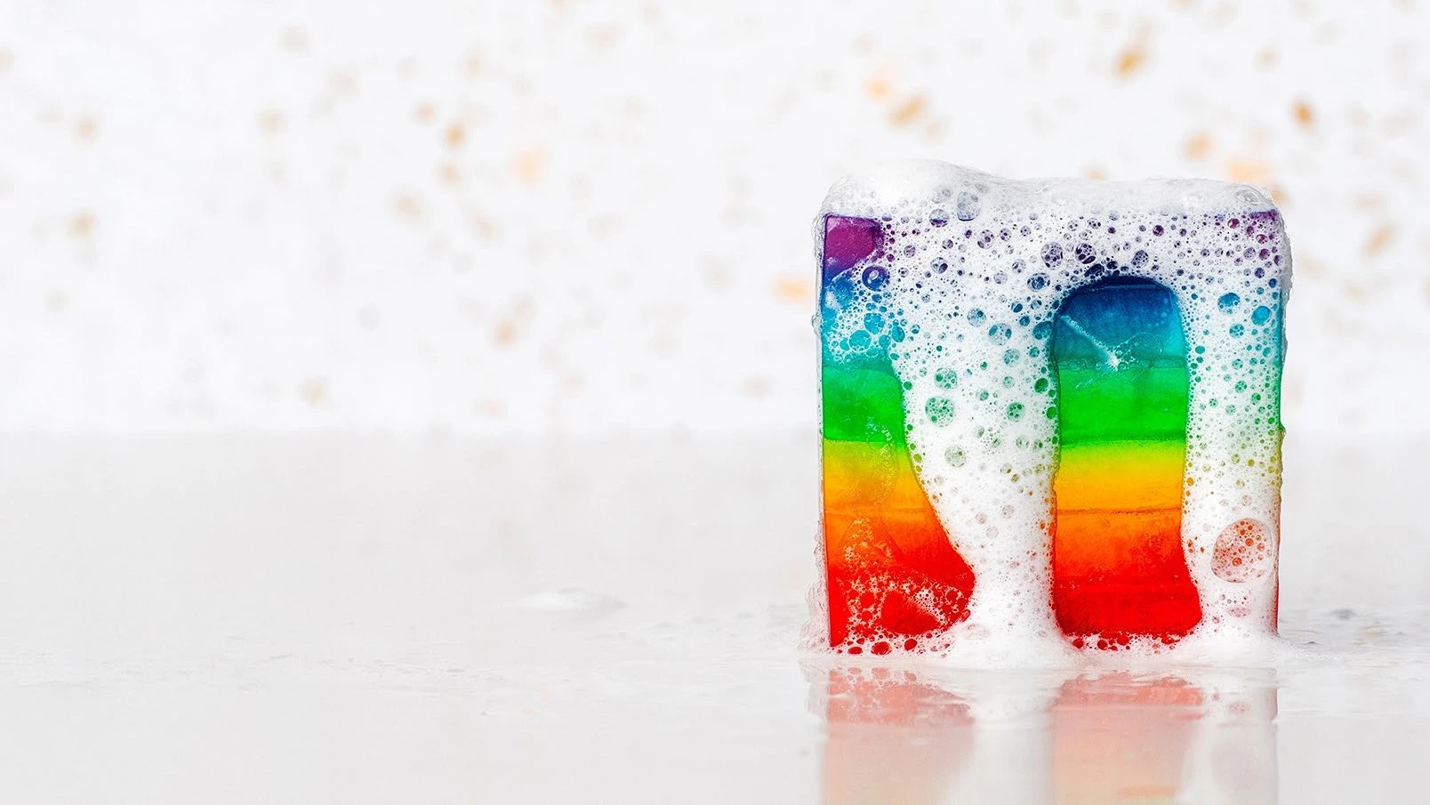 Be naturally bold and create standout soaps with Stephenson’s Crystal Natural Range