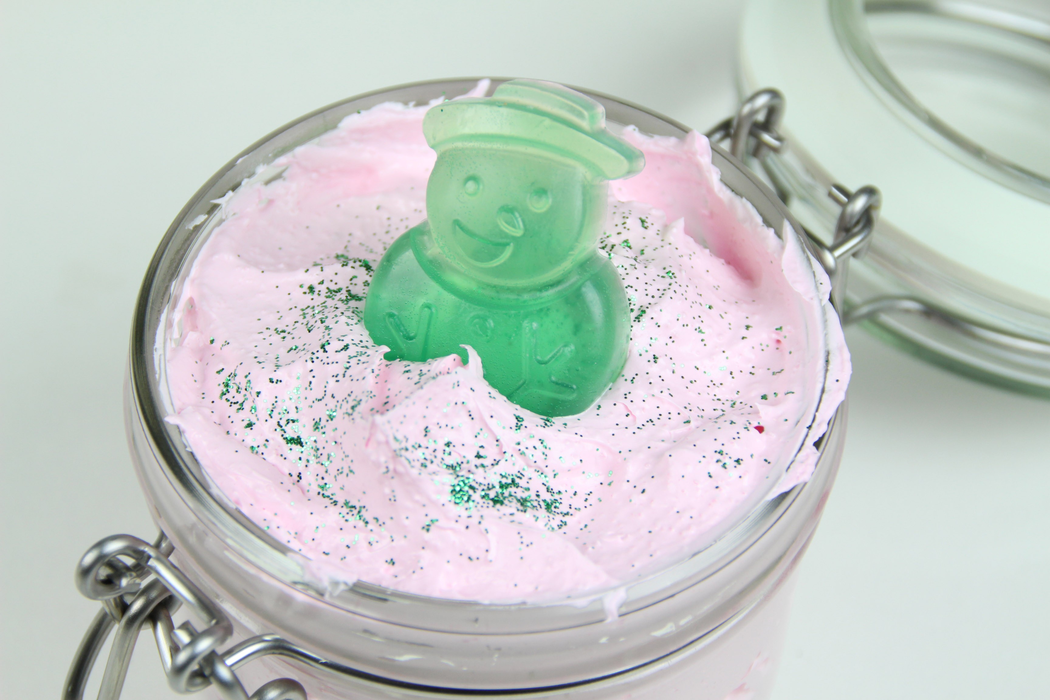 How to Create a Festive Foaming Bath Butter using Crystal OPC